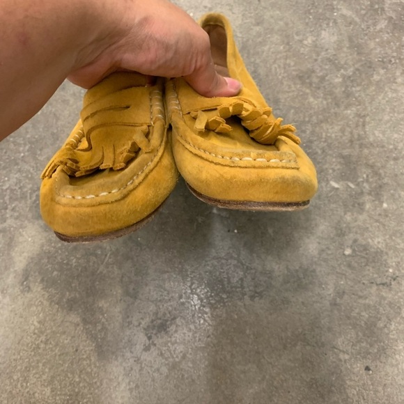Massimo Dutti mustard penny loafers suede - Picture 3 of 6